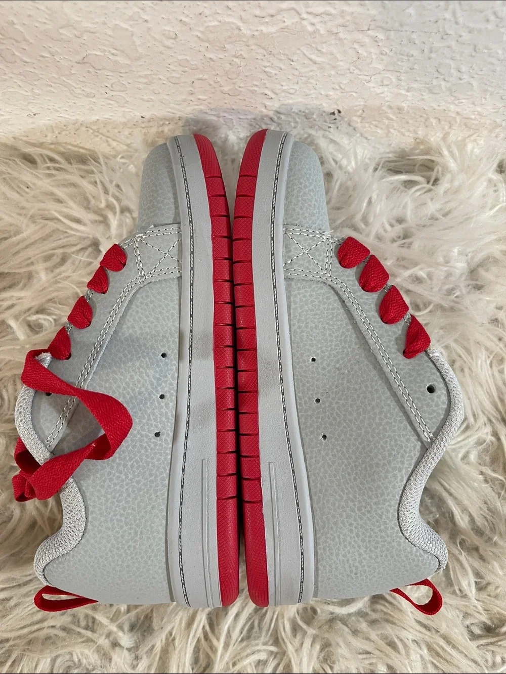 DC SHOE KIDS' COURT GRAFFIK SHOES GREY & RED SIZE 2 NEW - Picture 8 of 14